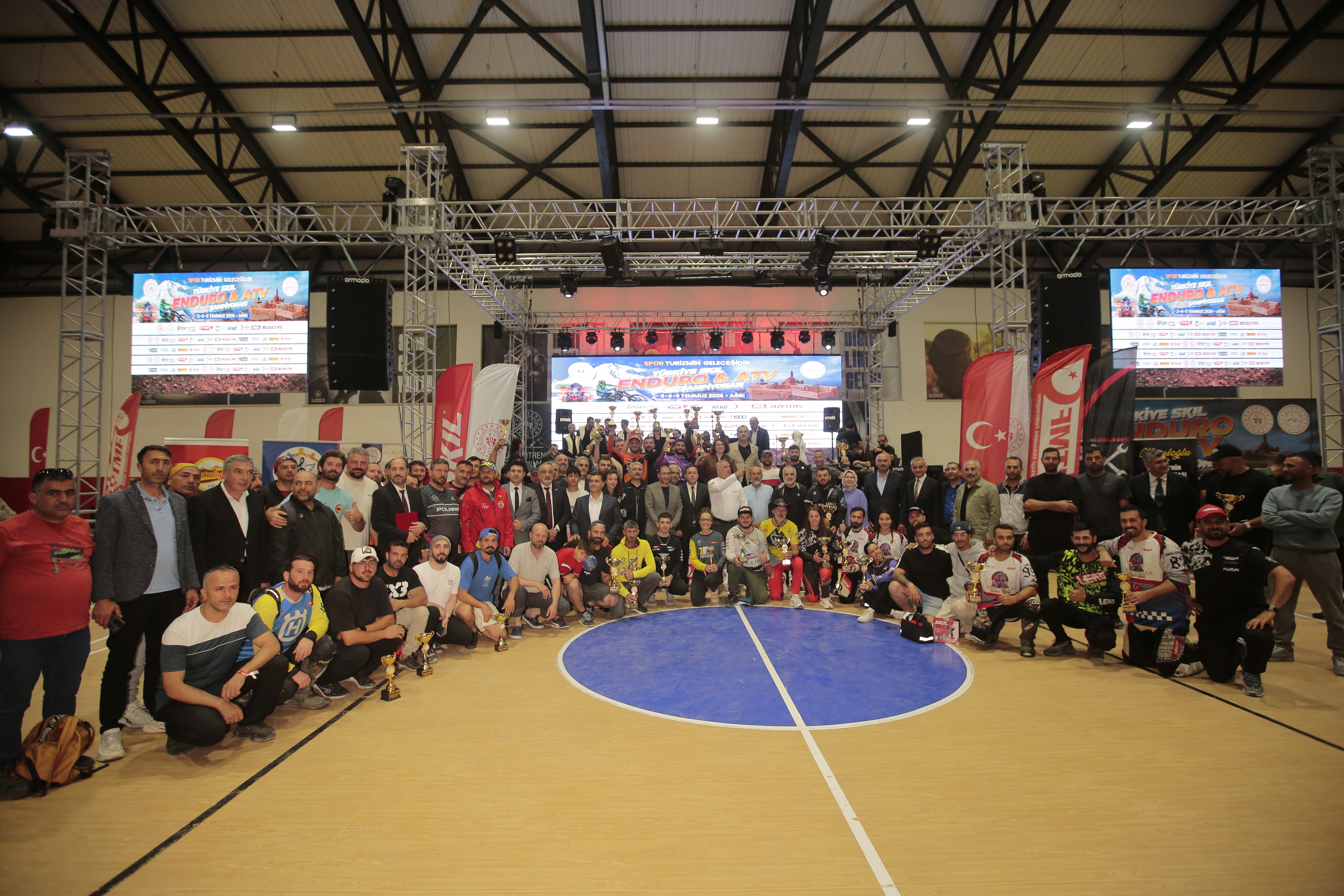 Ağrı'nın Zorlu Coğrafyasında İlk Enduro Heyecanı Yaşandı