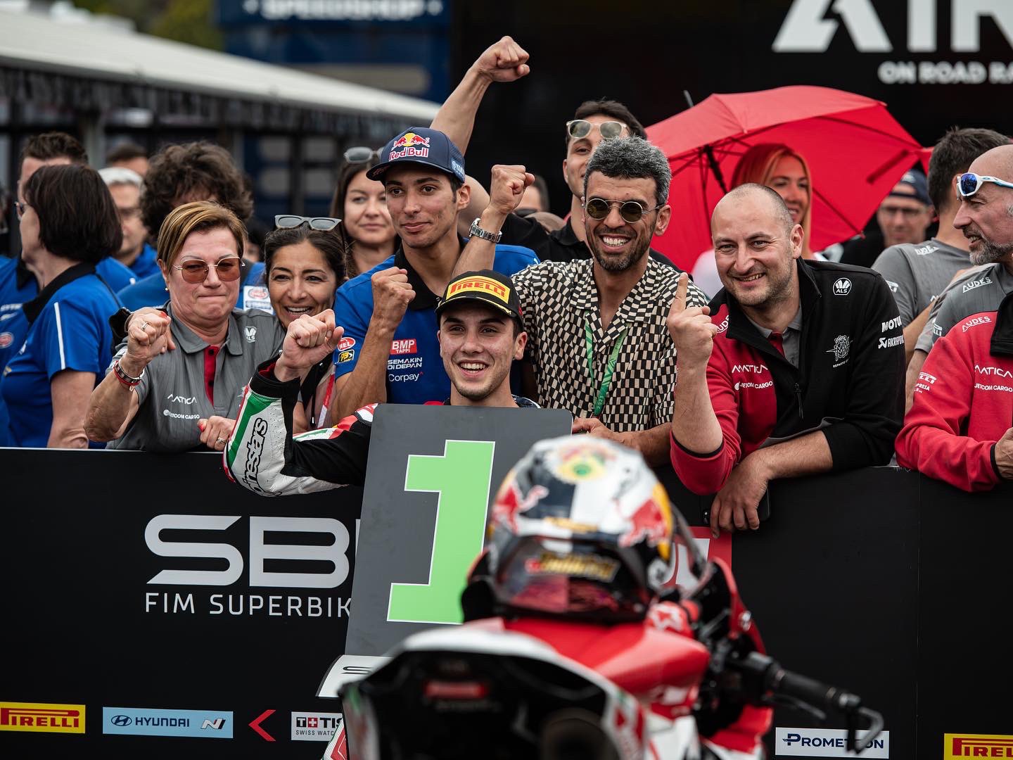 Bahattin Sofuoğlu Supersport'taki İlk Zaferini Kazandı