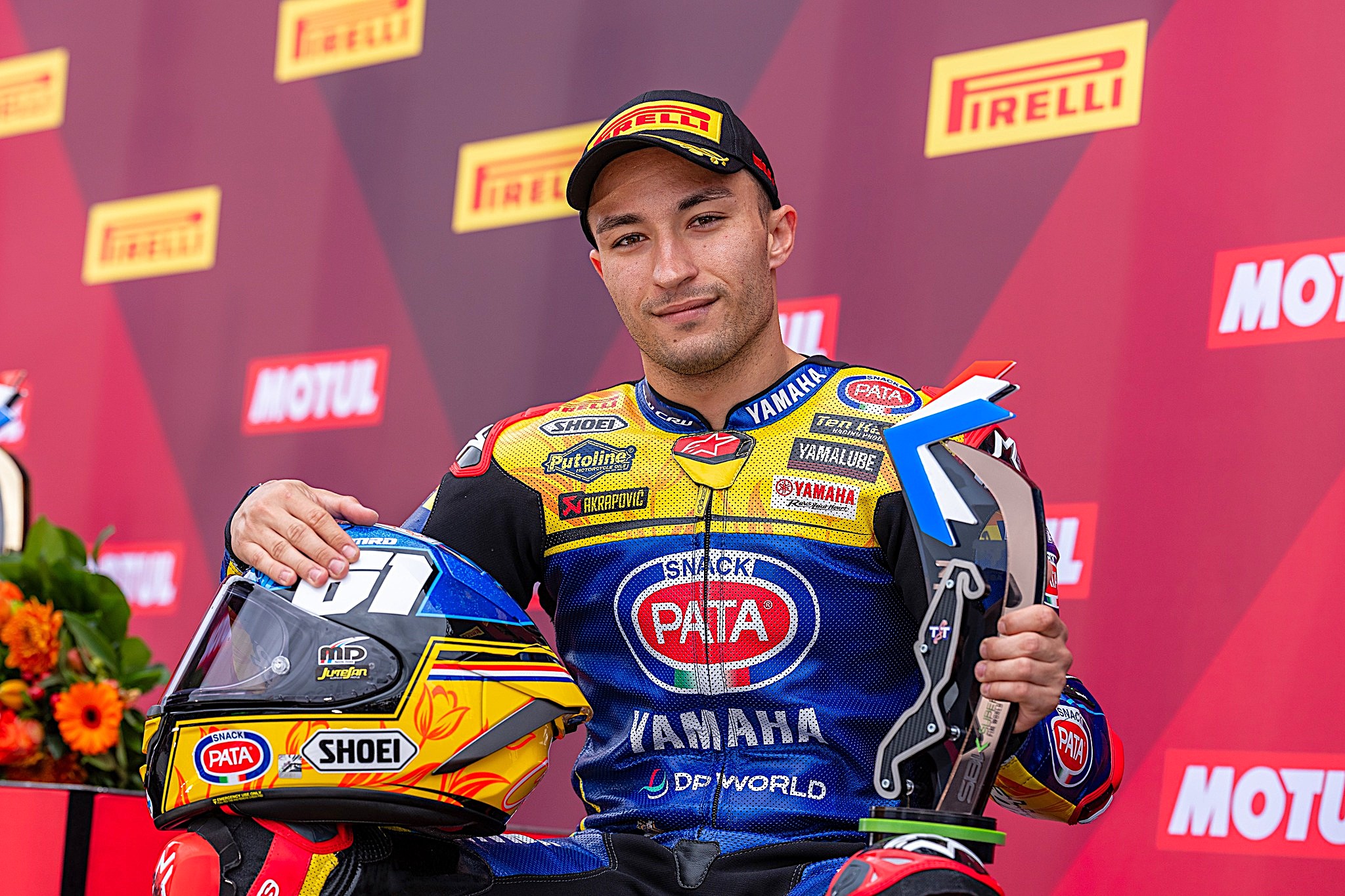 Can Öncü İlk Kupası'nı Hollanda'da Kaldırdı