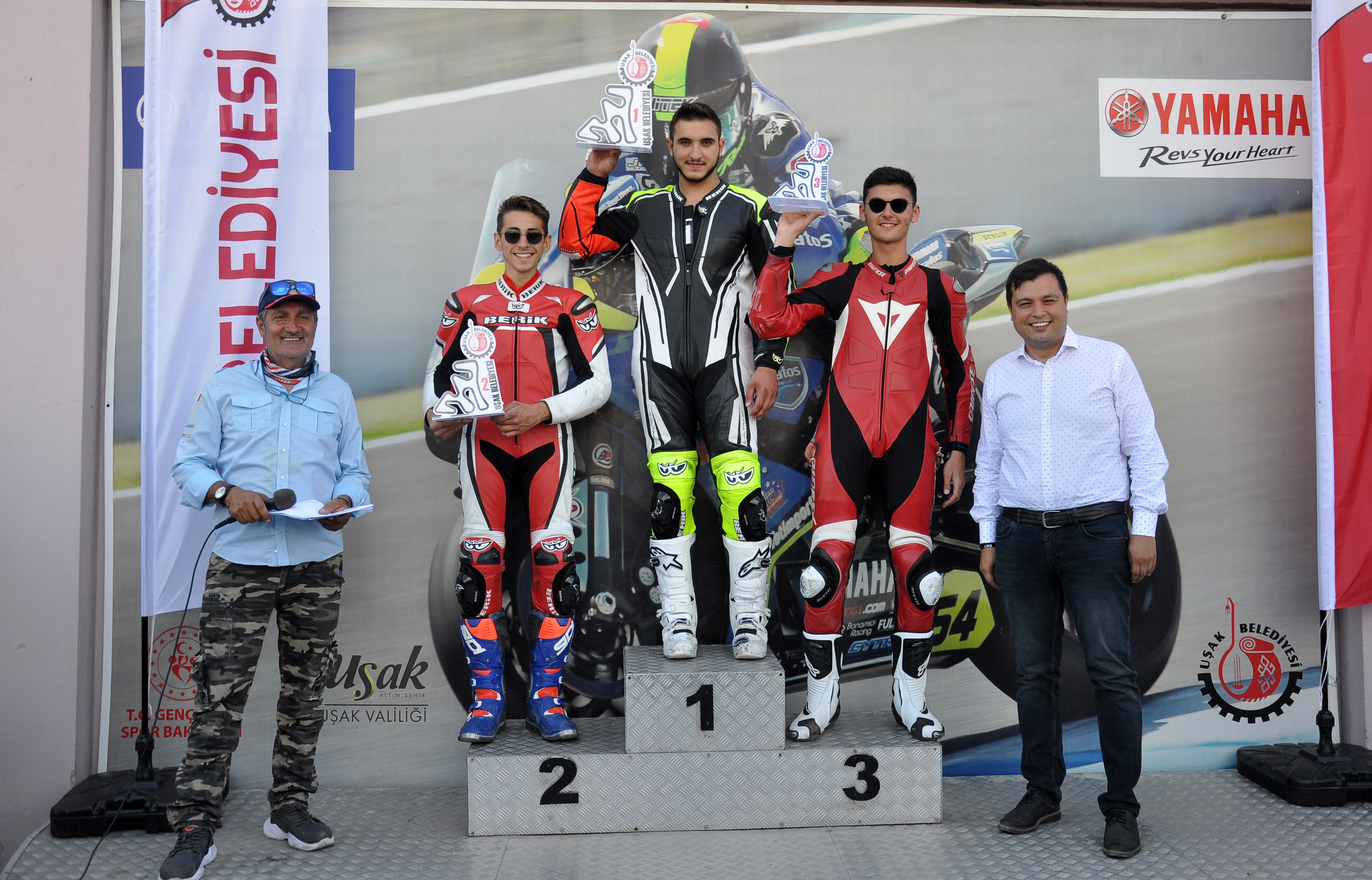 Süpermoto'da Sezon Uşak'ta Açıldı