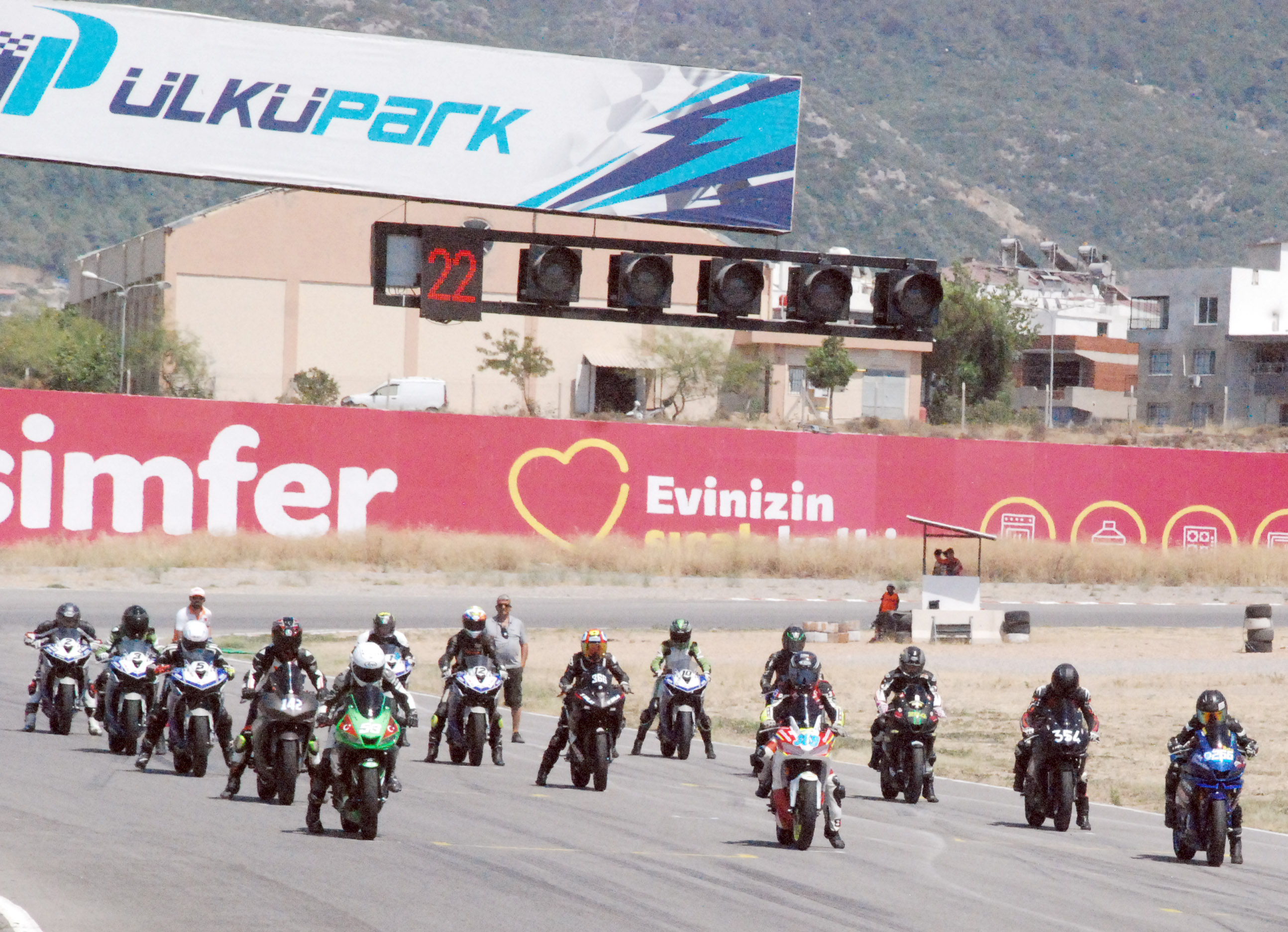 Pistte Sezon İzmir’de Devam Edecek