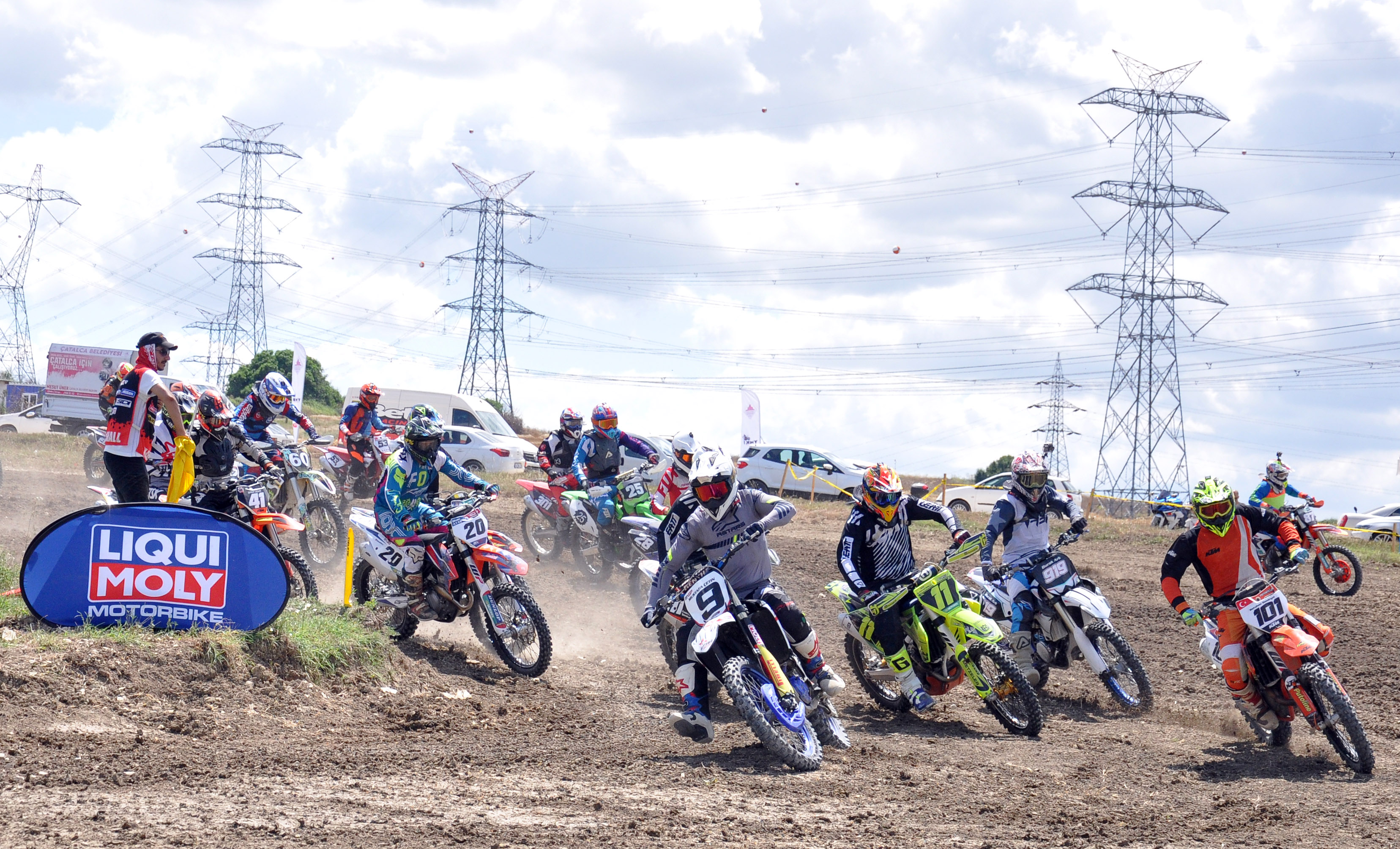 Motokrosta Heyecan İstanbul'da Devam Etti