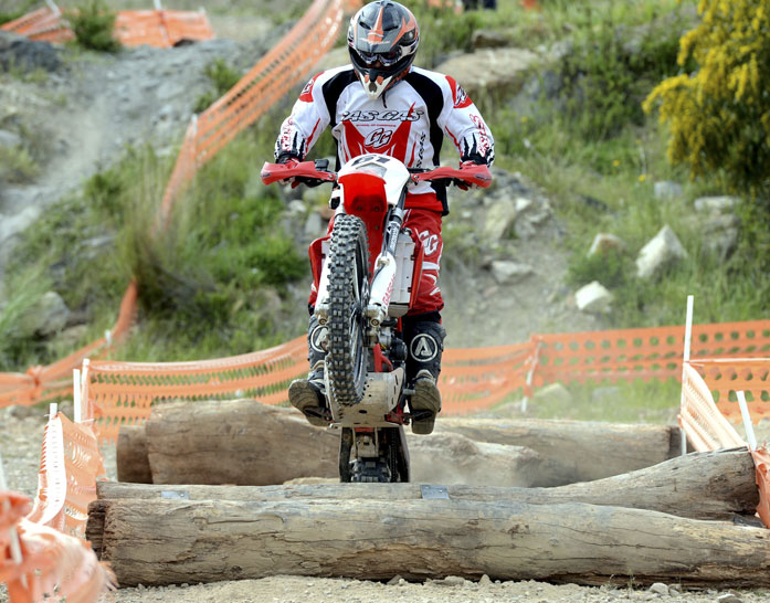 Enduro Şampiyonası'nda Sıralama Turları Yapıldı