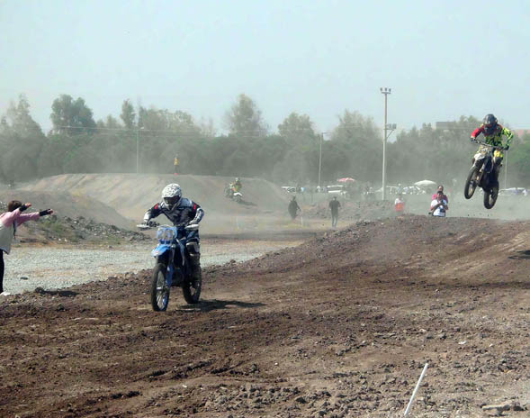 Akhisar'da Motokros Keyfi