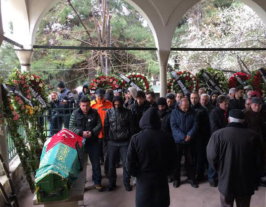 Gözyaşları Burak Özel İçin Aktı