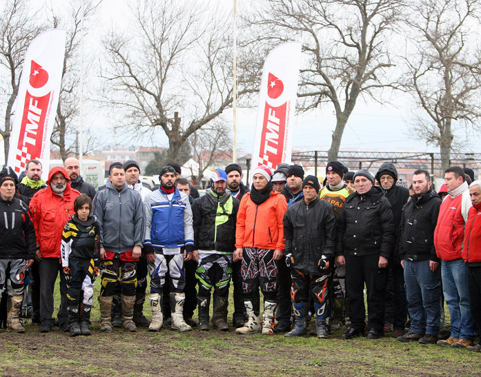 Yarışçılarımız Burak Özel'i Unutmadı