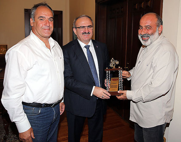 Vali Karaloğlu'na Teşekkür Ziyareti