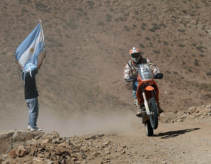 Sporcularımız Türk Bayrağını Taşımayı Sürdürüyor