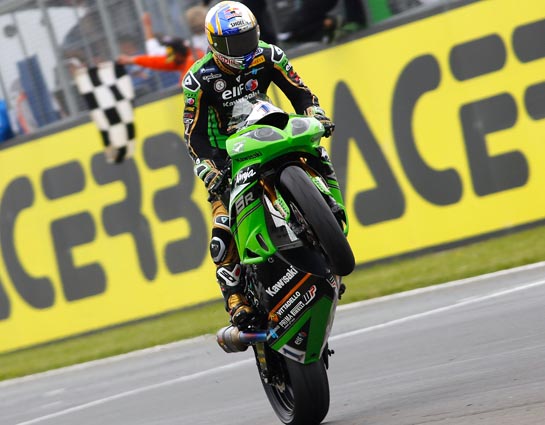 Kenan Sofuoğlu'ndan Sezonun Üçüncü Zaferi