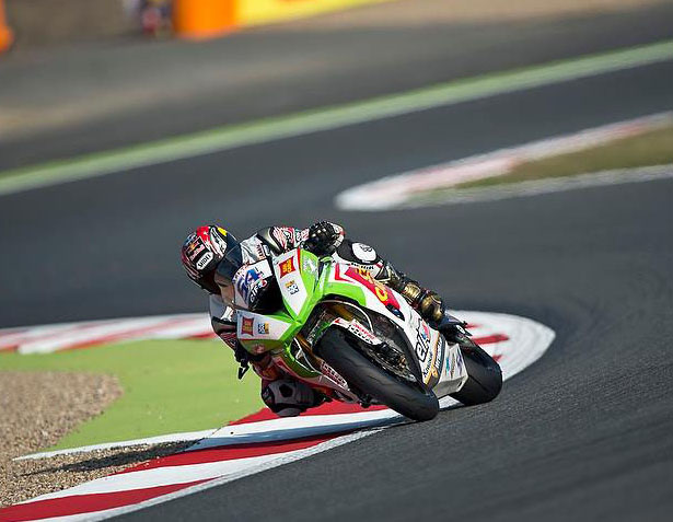 Kenan Sofuoğlu Fransa'da İlk Çizgide