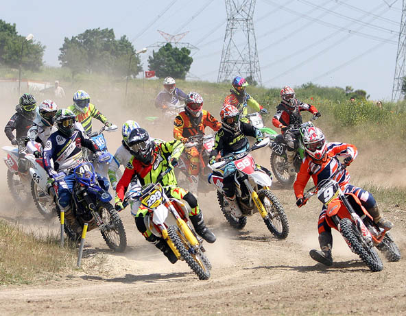 Motokros’ta Sezonun 3. Ayağı Çekişmeli Geçti