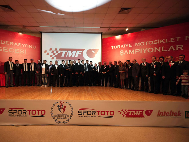Şampiyonlara Muhteşem Gece