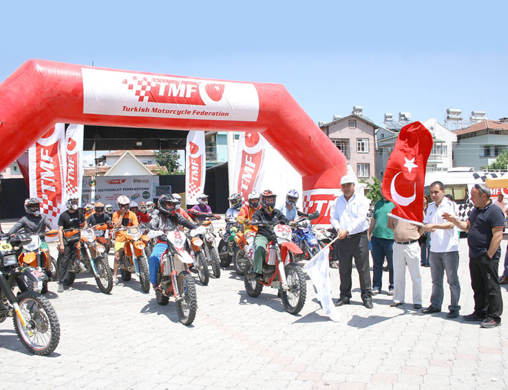 Enduroculardan Fethiye’de “Süper Şov”