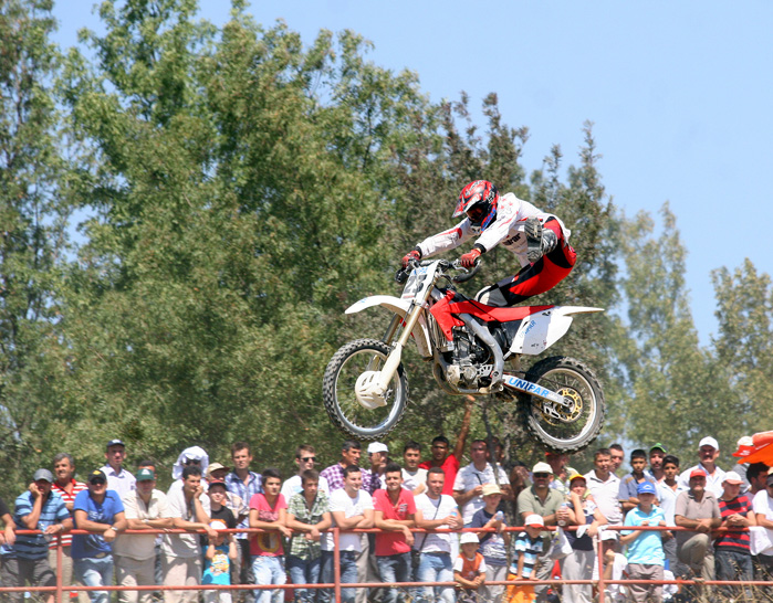 Hayrabolu Motokrosçuları Bekliyor