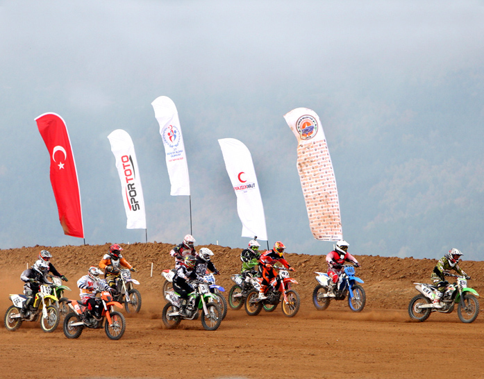 Motokrosta Perde Gemlik’te Kapandı