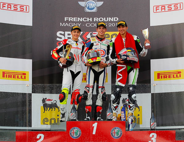 Razgatlıoğlu Sezonu Kupayla Tamamladı