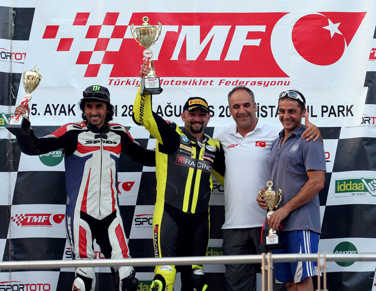 Pist Ateşi İstanbul Park'ı Kavurdu