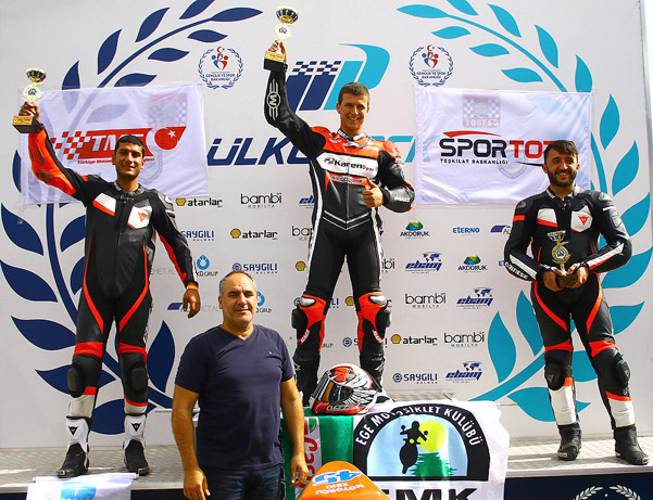 Pist Sezonu İzmir'de Başladı