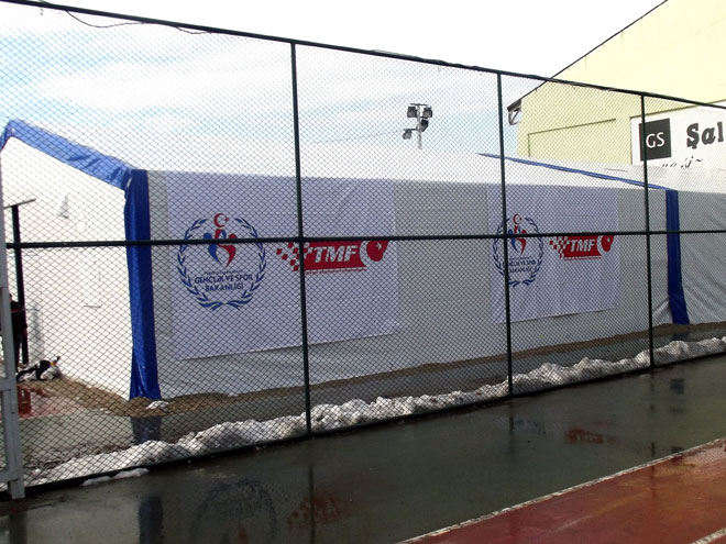 TMF, Van'ı terk etmiyor
